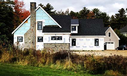 a big house in Maine spring break.